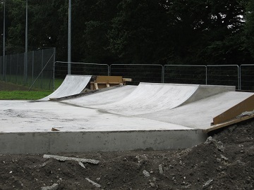 Ramp with concrete
